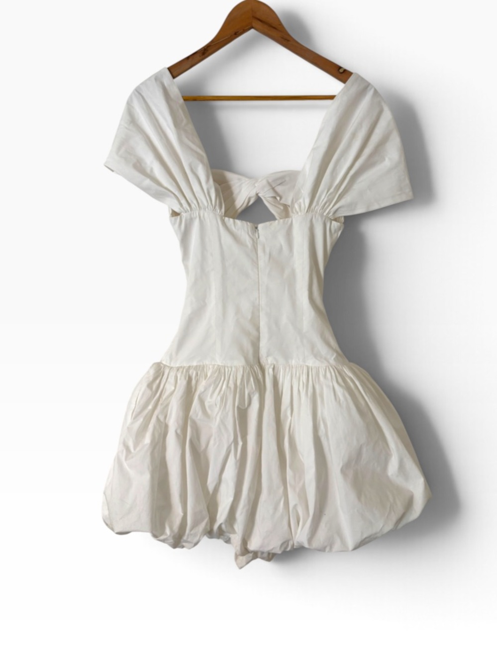 Miss Circle Umika White Bubble Hem Mini Dress - Size XS - Picture 3 of 5